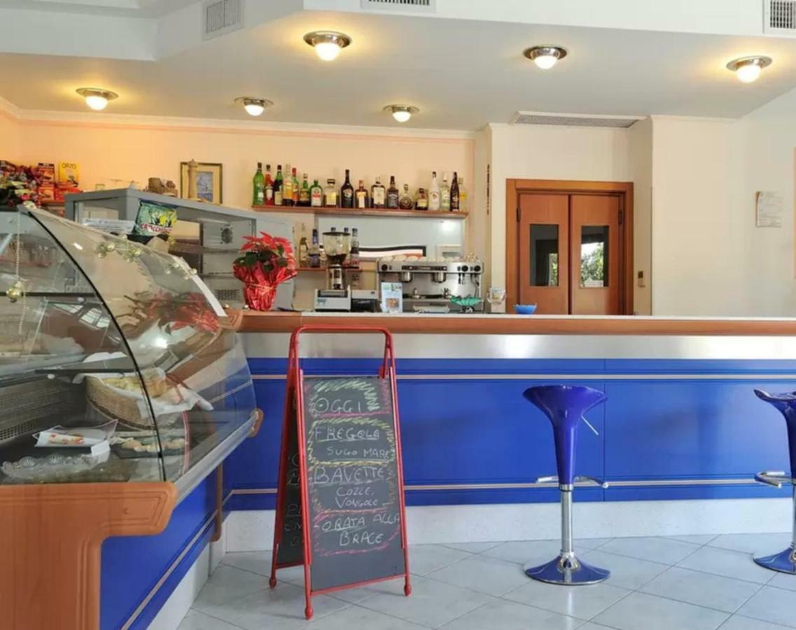 托尔托利 Su Pasu酒店 外观 照片